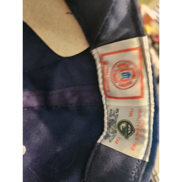 Vintage Wave UConn Huskies Snapback The‎ G Cap Hat - Picture 7 of 7